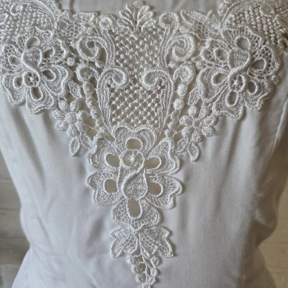 VTG 1960s/70s Lace Dress With Bow Detail, Flowy, Boho/Prairie - Picture 7 of 10